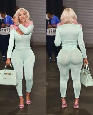 Cardi B Nude Photos photo 65