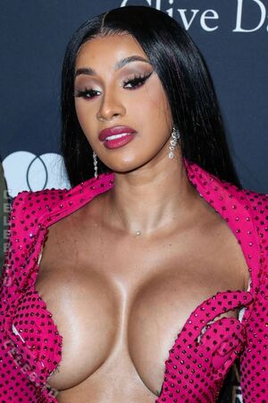 Cardi B Nude Photos photo 148
