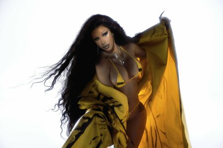 Cardi B Nude Photos photo 263
