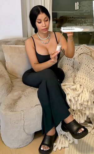 Cardi B Nude Photos photo 283