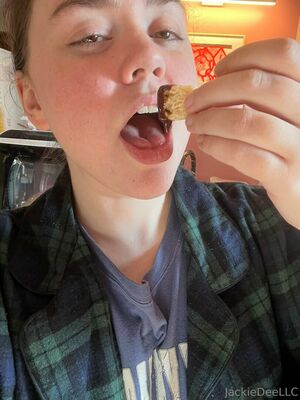 Snackupjackie Nude Photos photo 1