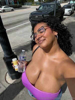 Karlamelito Nude Photos photo 47