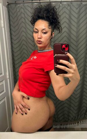 Iloveraine Nude Photos photo 2