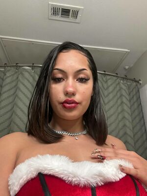 Iloveraine Nude Photos photo 32