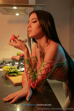 Ambar Prada Nude Photos photo 19