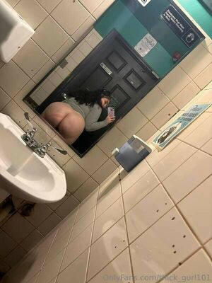 KenishaFineasf Nude Photos photo 32