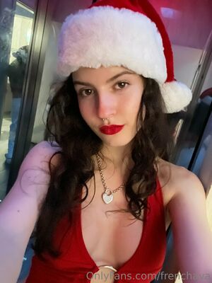 Frenchava Nude Photos photo 145