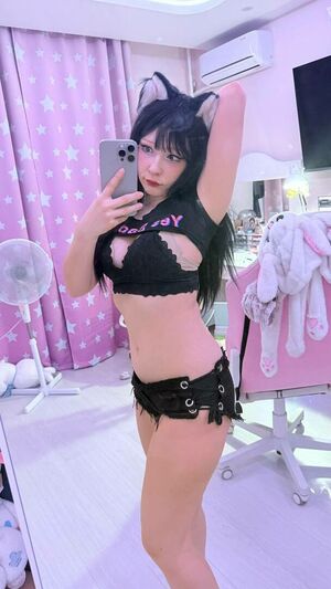 Kittie_Meo Nude Photos photo 14