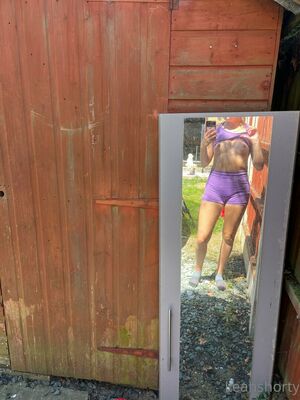 leah shorty Nude Photos photo 13