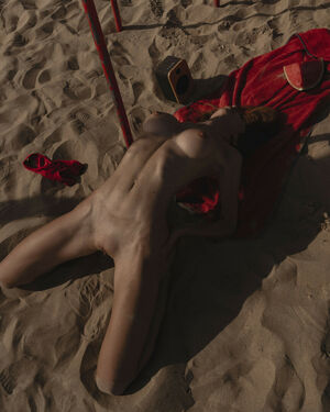 Mary Popiense Nude Photos photo 7