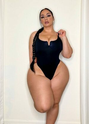 Selene Castle Nude Photos photo 7