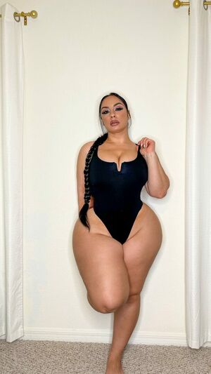 Selene Castle Nude Photos photo 12