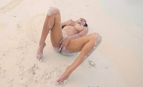 Poonam Pandey Nude Photos photo 221