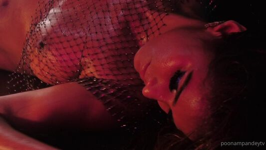 Poonam Pandey Nude Photos photo 256