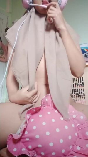 Acel Celva Nude Photos photo 3