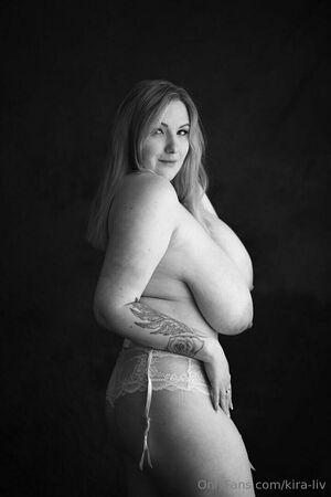 Kira Liv Nude Photos photo 78