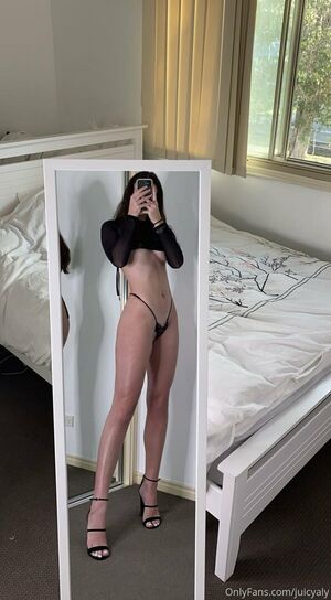 JuicyAlycia Nude Photos photo 74