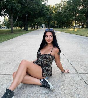 Alison Rainer Nude Photos photo 15