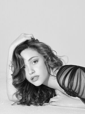 Emmy Rossum Nude Photos photo 174