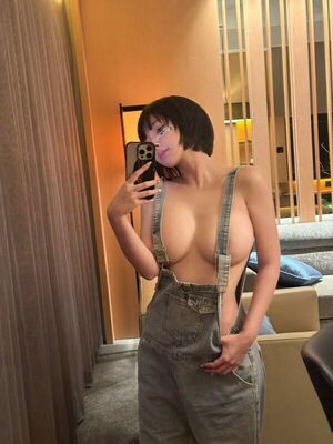 Inkyung Nude Photos photo 1