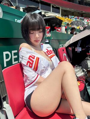 Inkyung Nude Photos photo 38