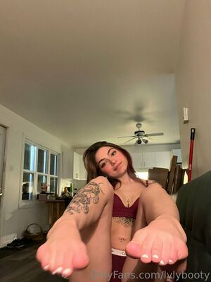 Lylybooty Nude Photos photo 21