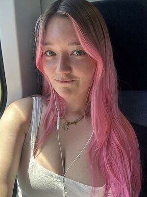 Olivia Keane Nude Photos photo 27