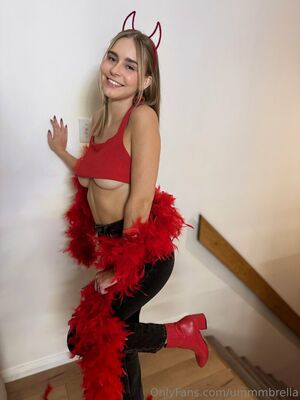Ummmbrella Nude Photos photo 21