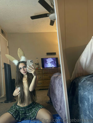 Kekebanksxx Nude Photos photo 25