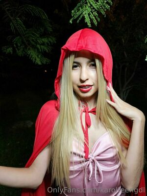 Karolteengdl Nude Photos photo 11