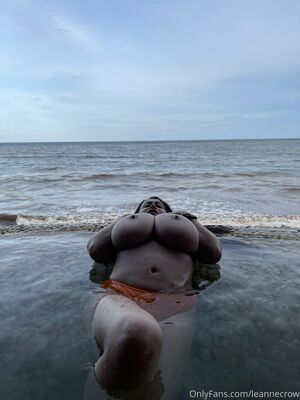 Leannecrow Nude Photos photo 240