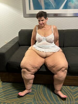 Bigbootyasshley Nude Photos photo 42