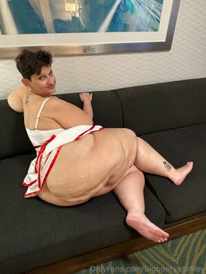 Bigbootyasshley Nude Photos photo 98