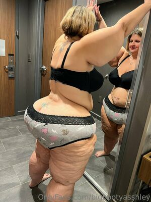 Bigbootyasshley Nude Photos photo 199