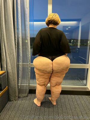 Bigbootyasshley Nude Photos photo 237