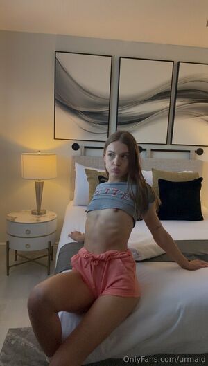 Urmaid Nude Photos photo 94