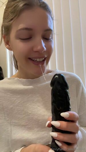 Urmaid Nude Photos photo 288