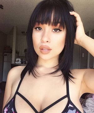 Lizzy Nude Photos photo 133