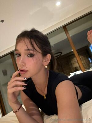 Ellieleen1 Nude Photos photo 3