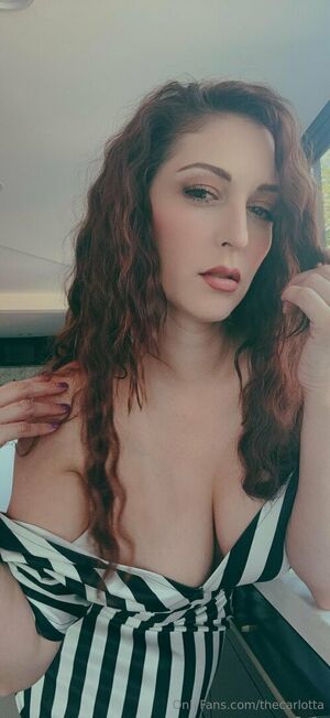 Carlotta Champagne Nude Photos photo 5