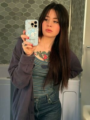 Anisa Jomha Nude Photos photo 34
