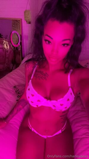 Harleydean Nude Photos photo 39