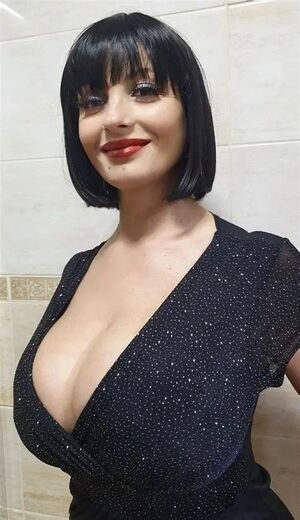 Lisa Bukawski Nude Photos photo 30