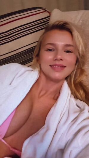 Ana Knoxx Nude Photos photo 94