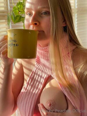 Pluckypeaches Nude Photos photo 9