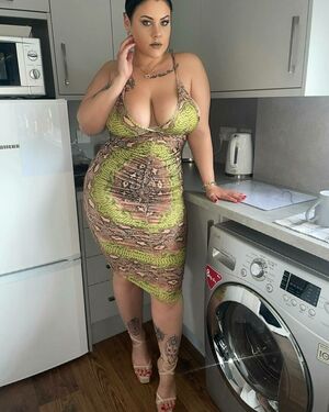 Pluckypeaches Nude Photos photo 237