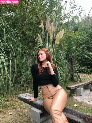 Mari Posa Nude Photos photo 33