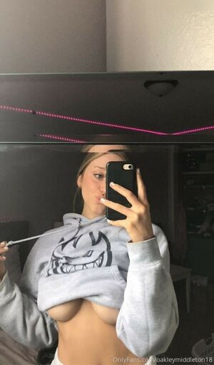 Oakleymiddleton18 Nude Photos photo 35