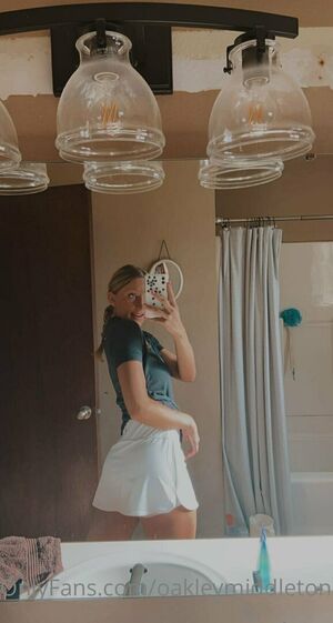 Oakleymiddleton18 Nude Photos photo 81