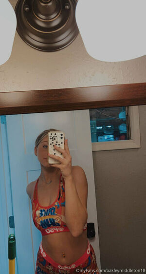 Oakleymiddleton18 Nude Photos photo 85